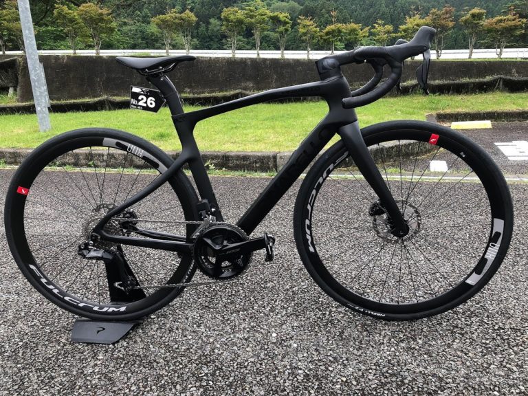 Pinarello 2023 X3 Carbon T600 UD　シマノ105　Di2